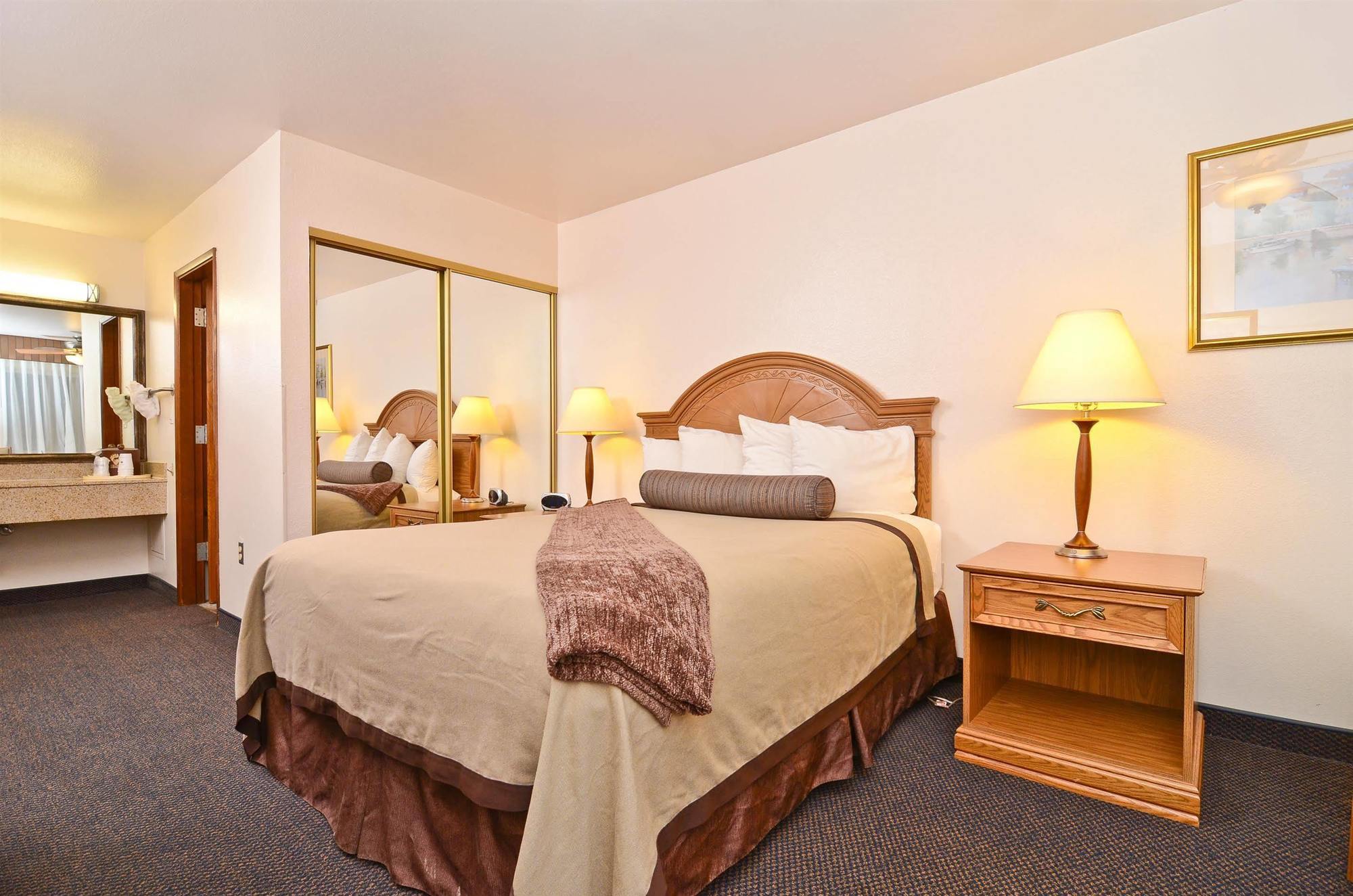 Best Western Kodiak Inn & Convention Center Ruang foto
