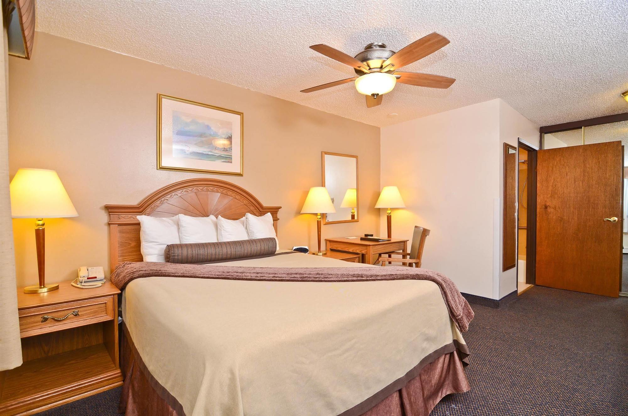 Best Western Kodiak Inn & Convention Center Ruang foto